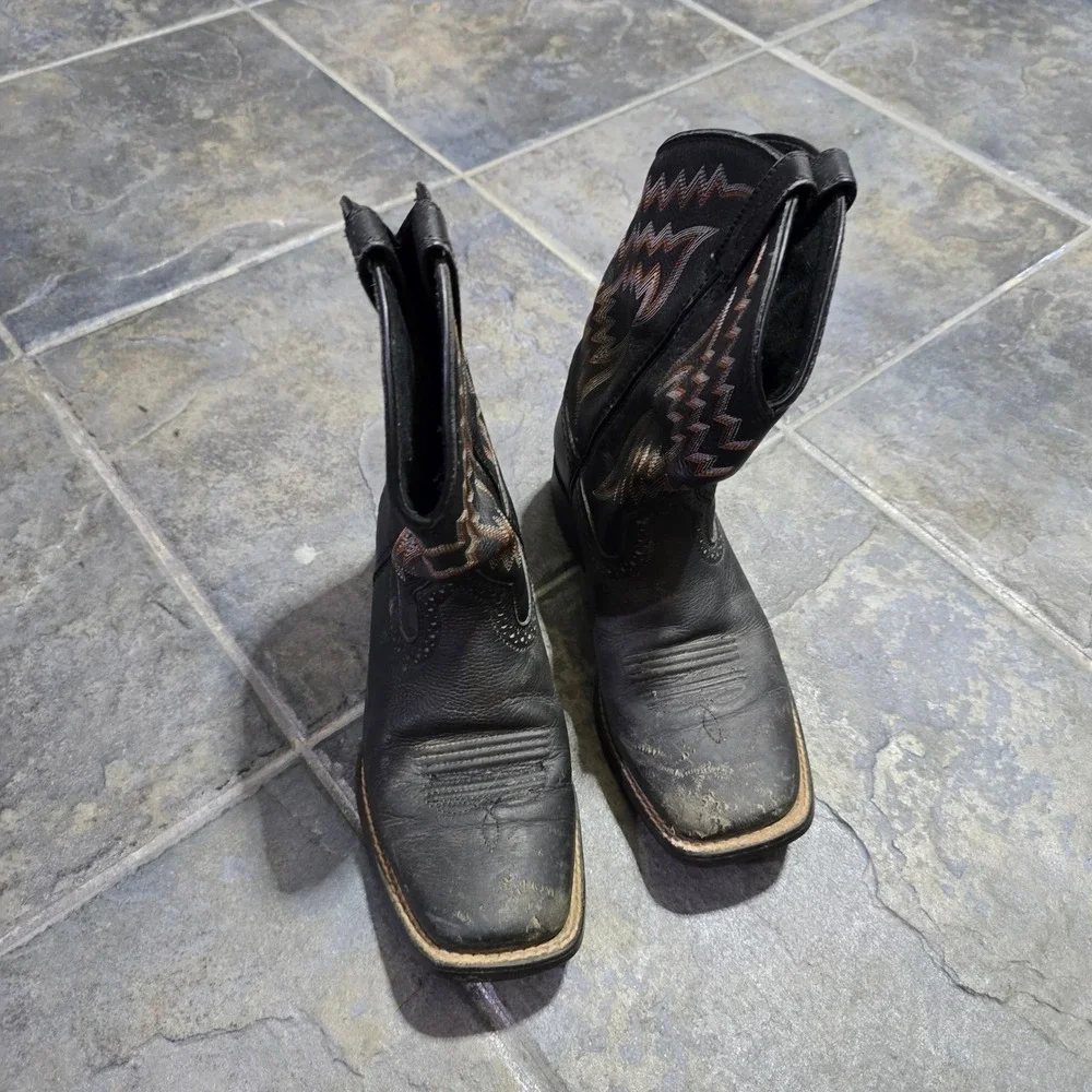 FLAWS Ariat Kids Black Square Toe Cowboy Boots Western Riding Tycoon 4lr US 4